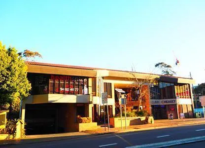 our clinic is located inside the courtyard at the top of the stairs